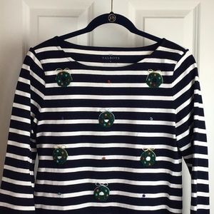 Talbots 🎄 wreath cotton long sleeve tee